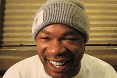 Xzibit skrattar